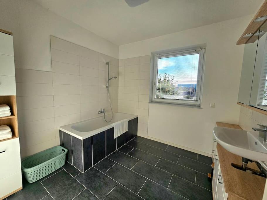 Gunskirchen - Wels Wohnung エクステリア 写真